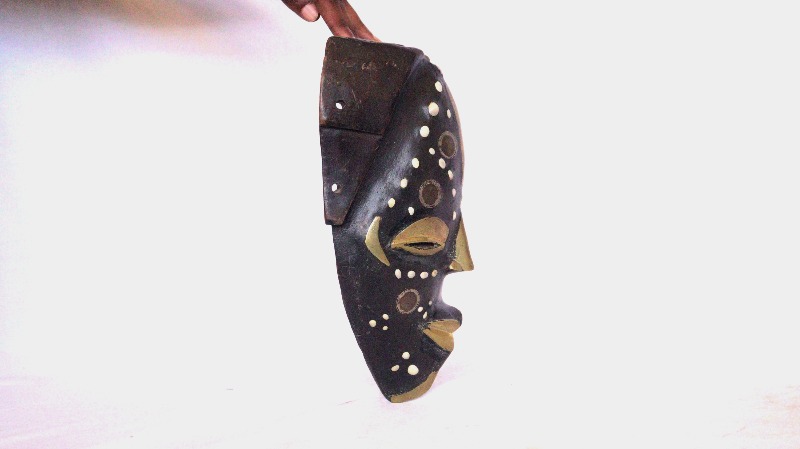 Tikar coin mask, African mask,