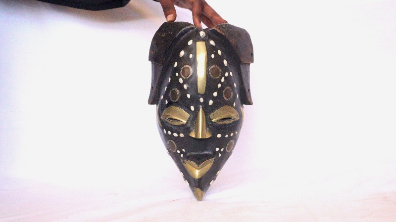 Tikar coin mask, African mask,
