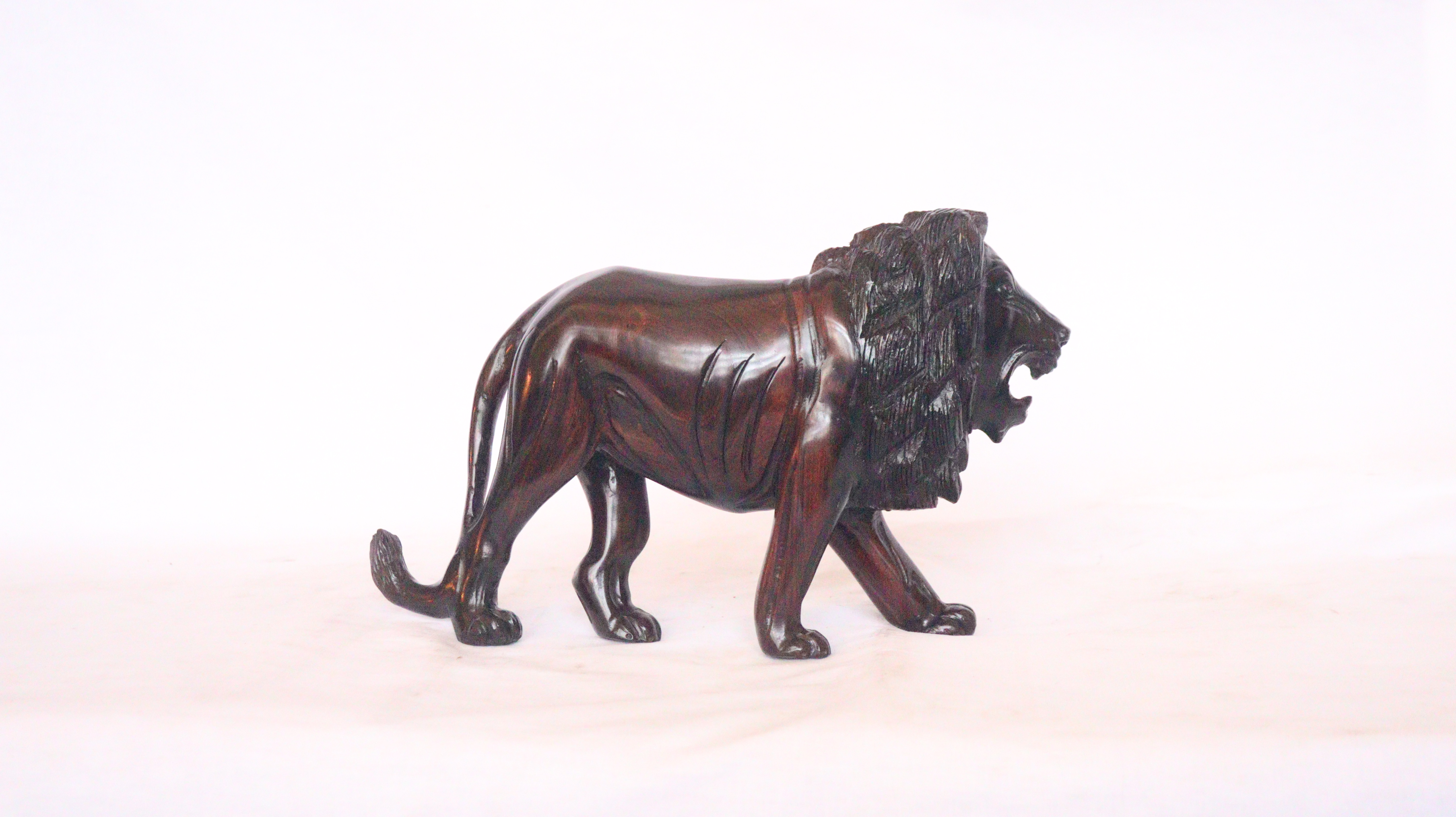 Medium Sized Lion, Kenyan Lion, African lion, Wooden lion Antique
