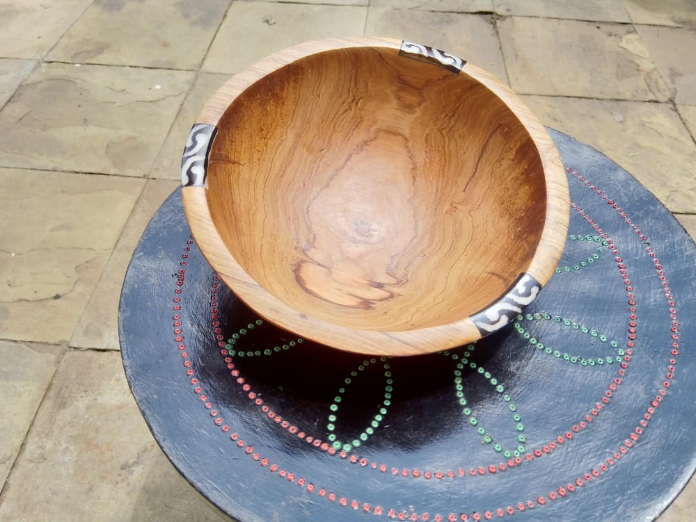 Round Wood Bowls with Bone Detail (Set of 3)