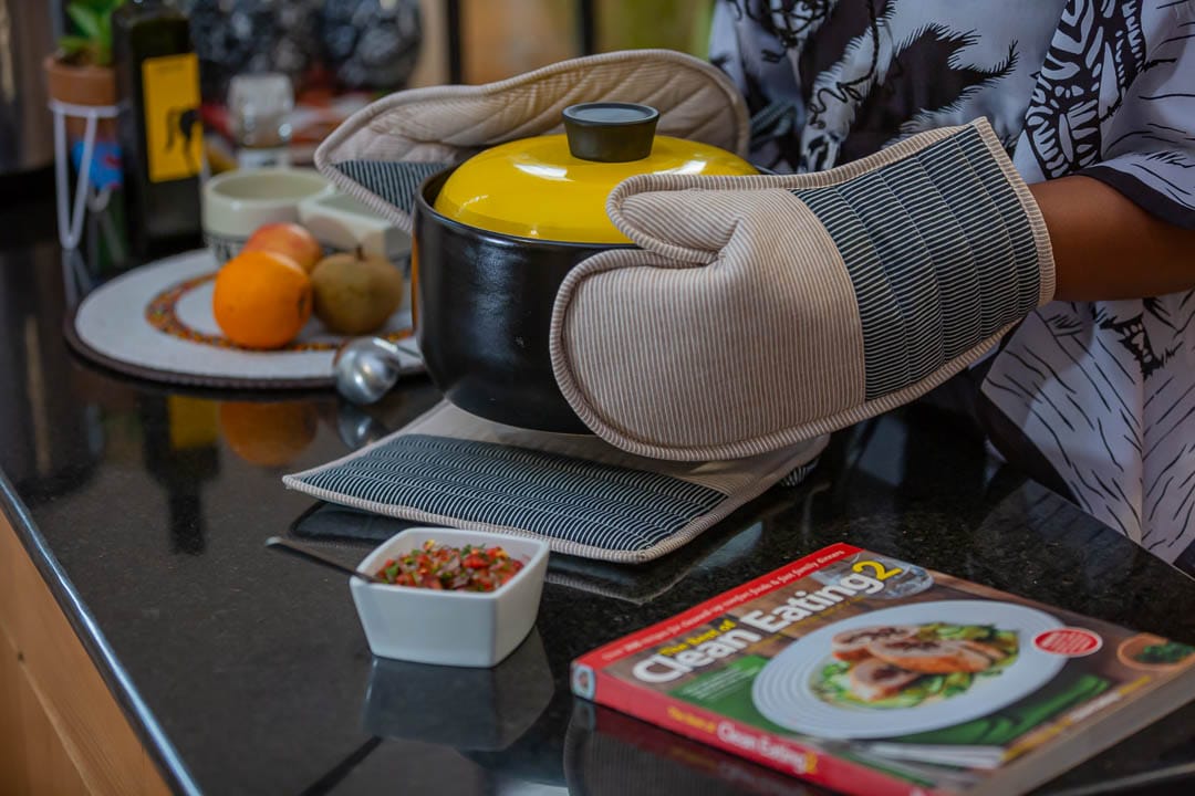 Mitten, Kitchen Mittens, Patterned mittens, Intricate mitten