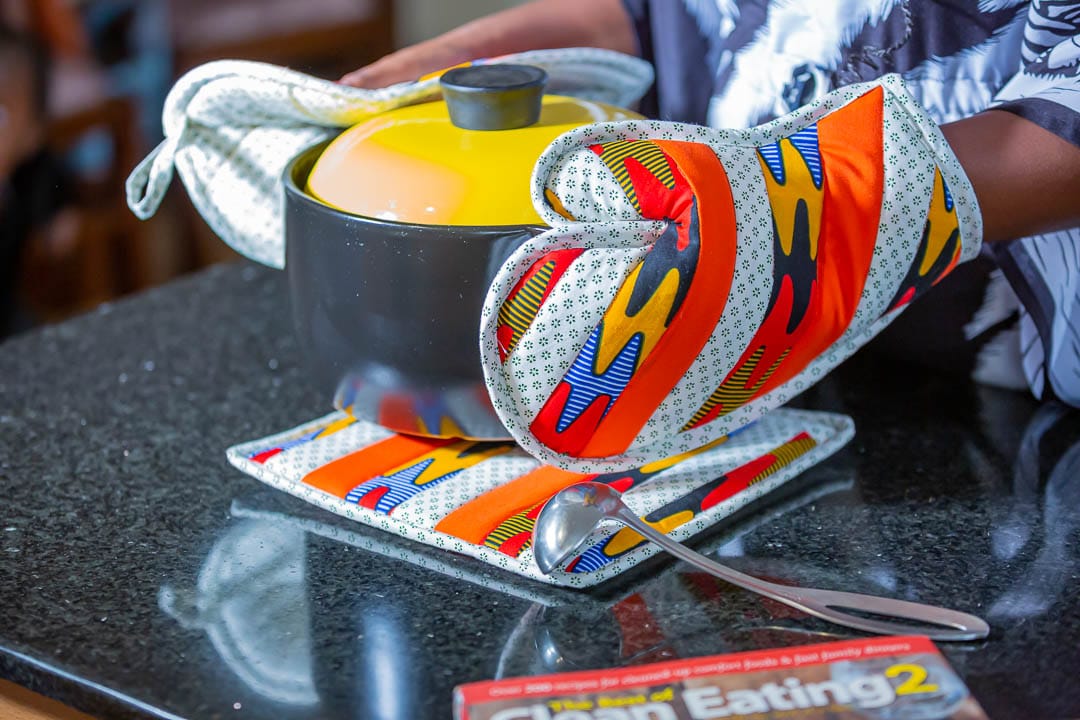 Mittens, Patterned Kitchen mitten, multicolored mitten, Kitchen mitten, African mitten