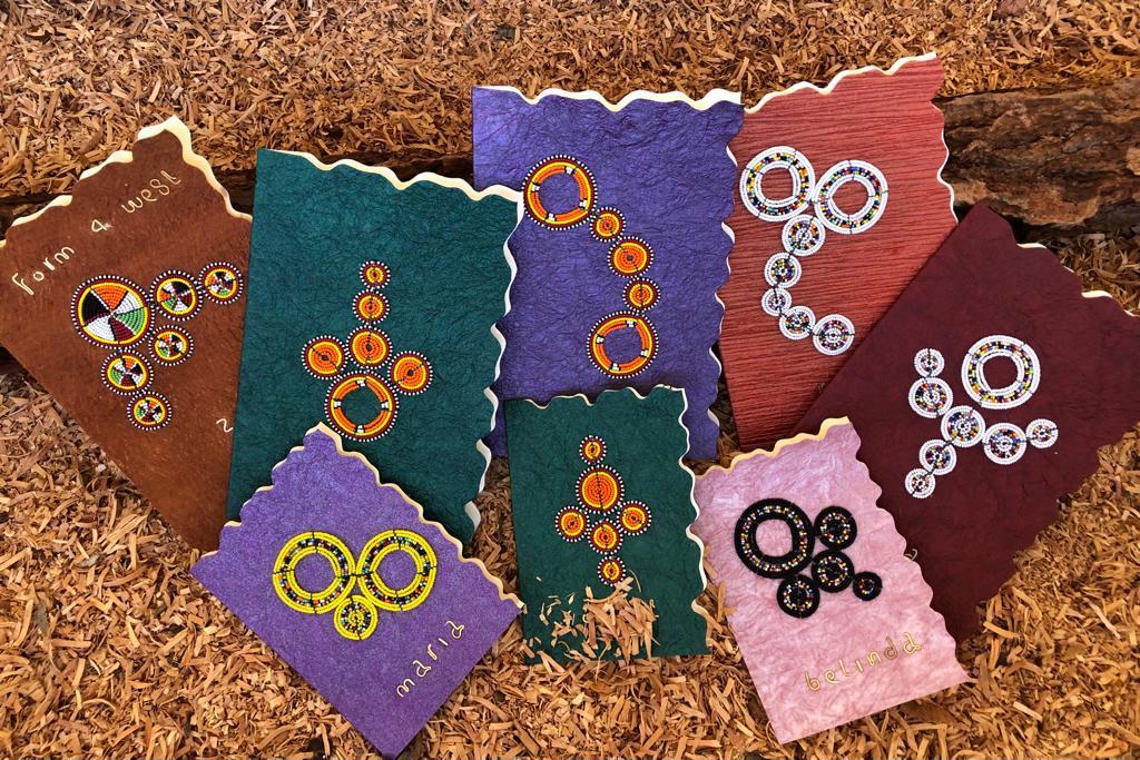 Intricate message cards