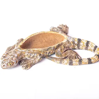 Lizard Decor Piece