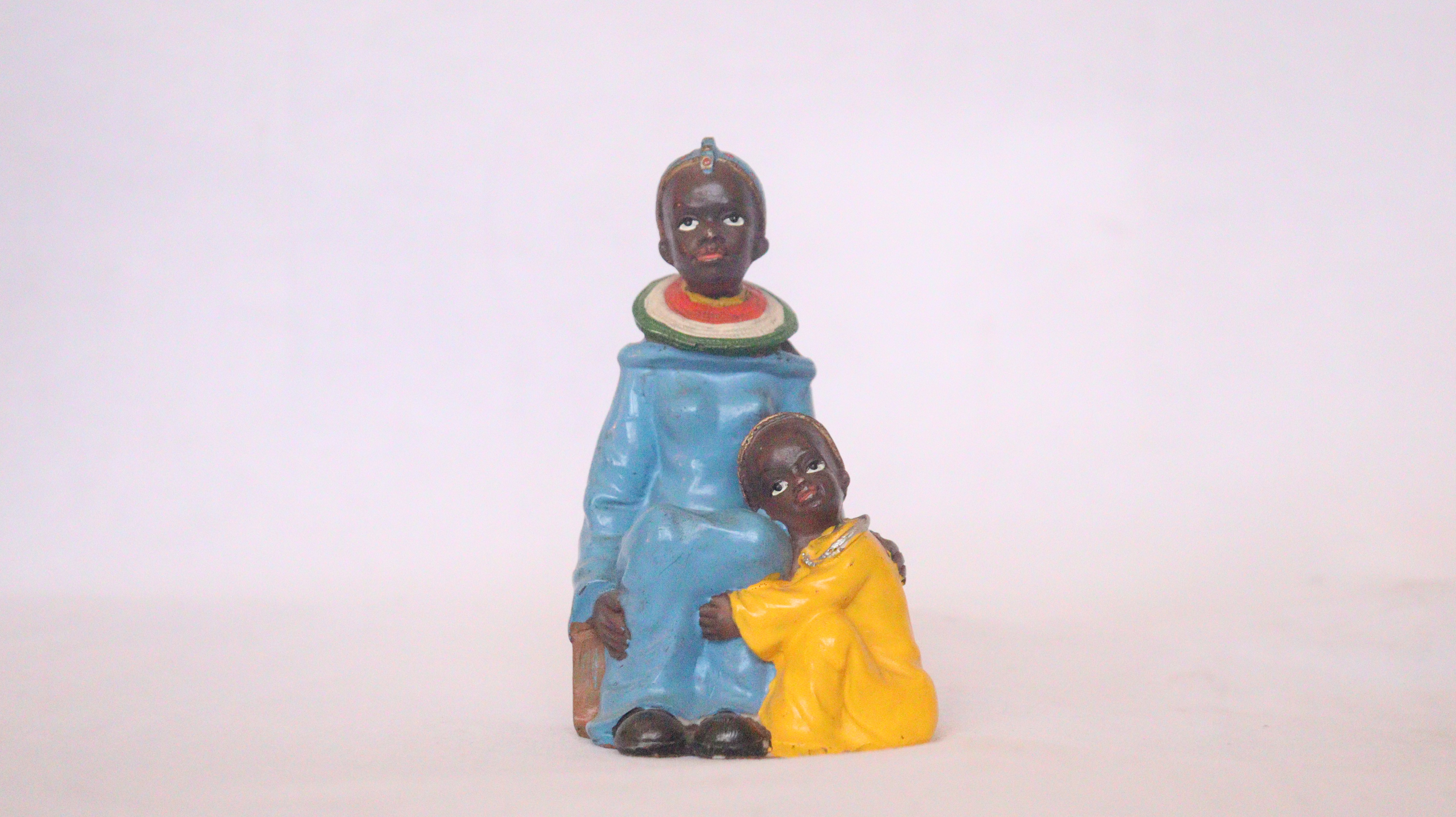 Antiques, Maasai with child, Maasai woman, Maasai Sculpture, African Sculpture