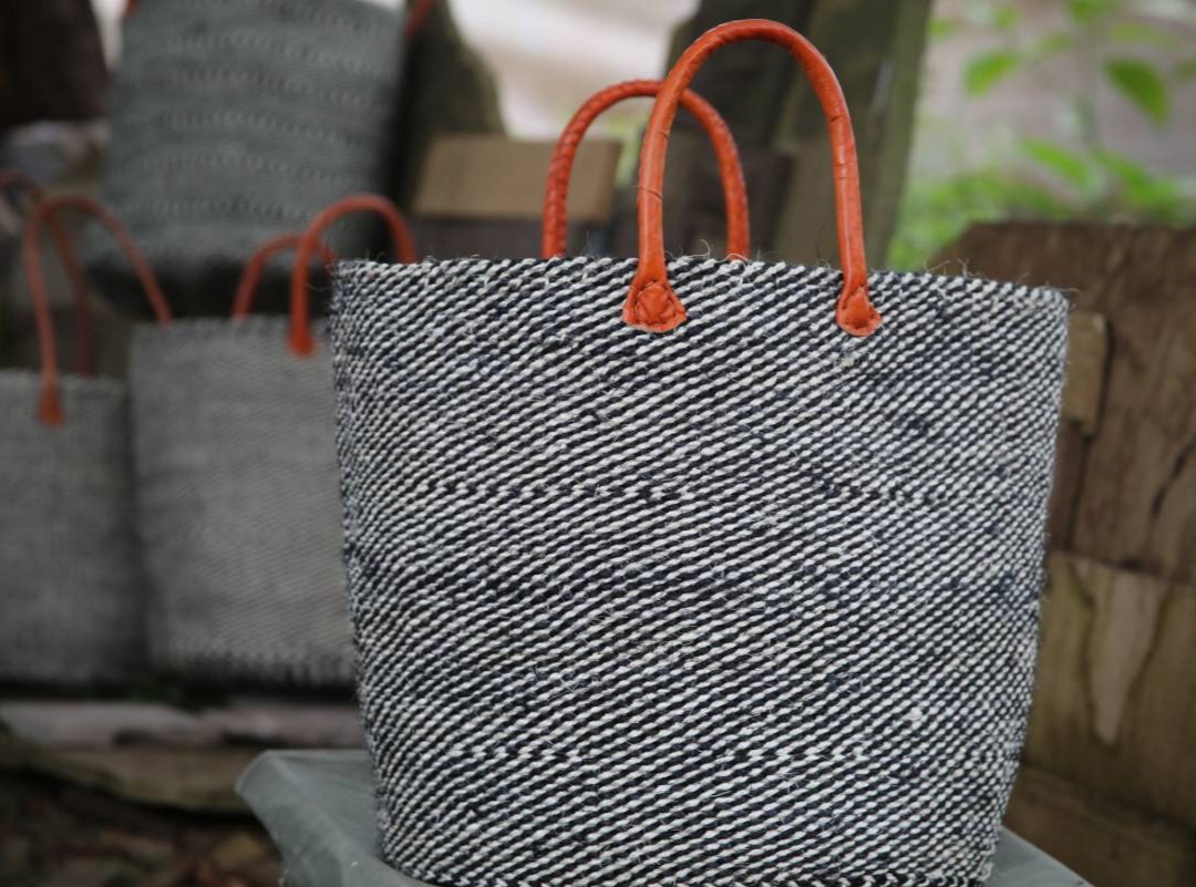 Slim Line Patterned Kiondo (brown and beige)