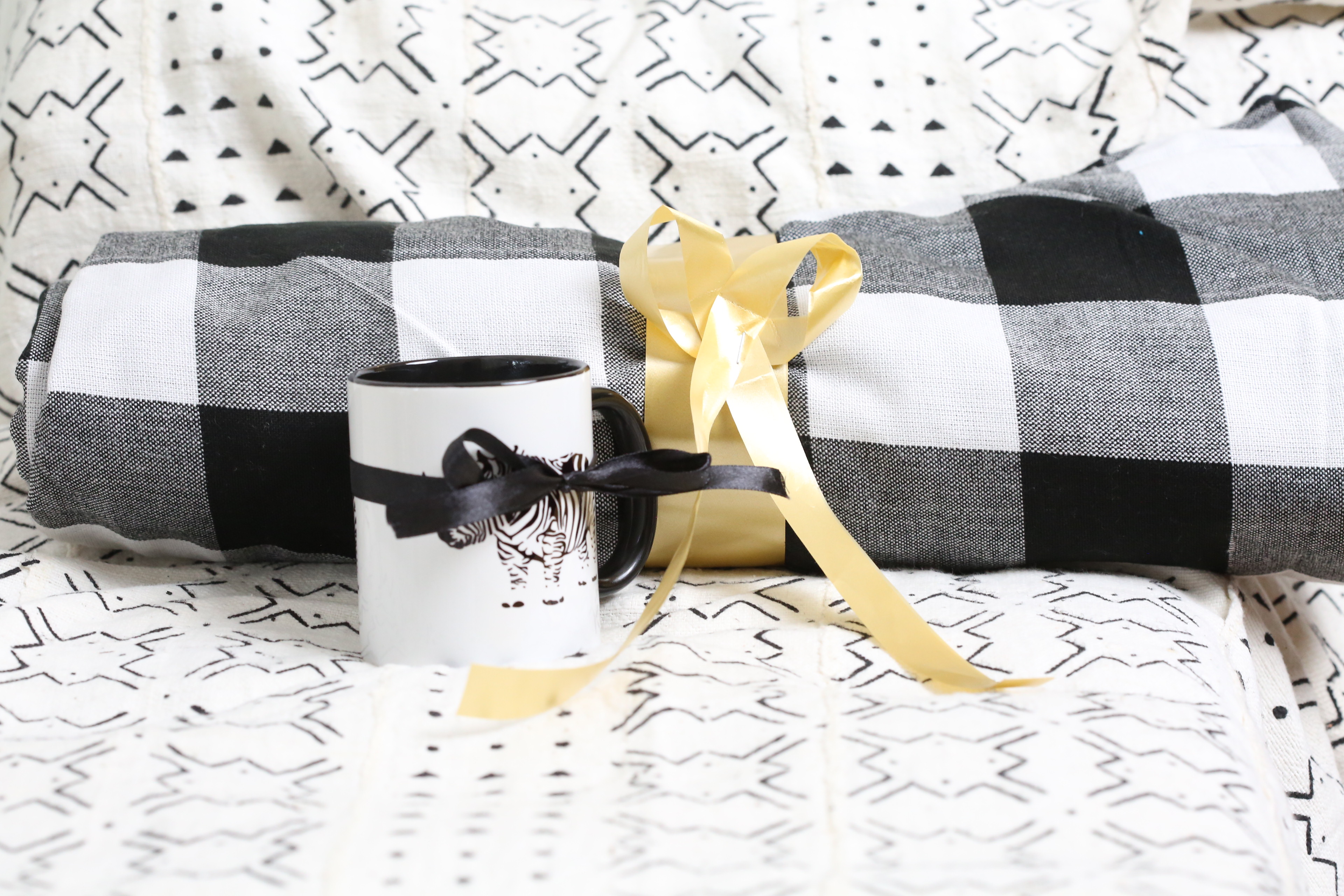 Black and White Maasai Fleece Blanket gift package/throw blanket