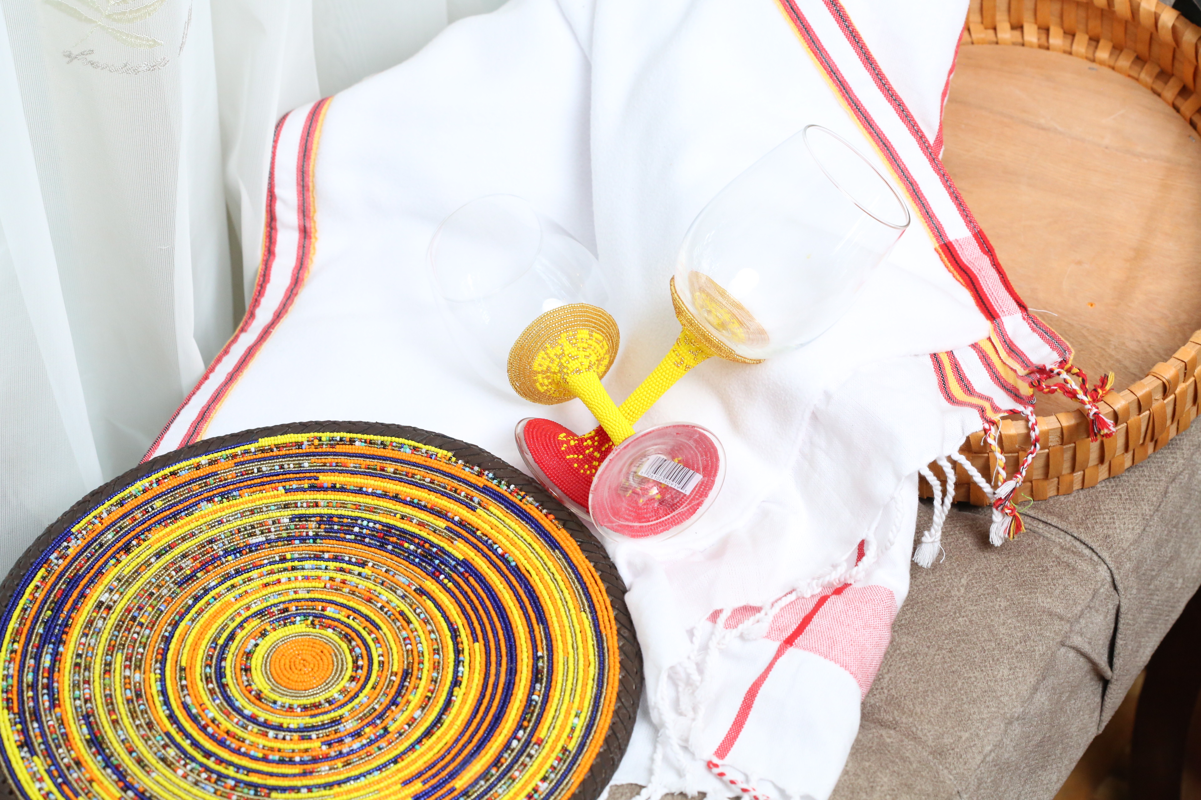 Beaded wine glasses gift package